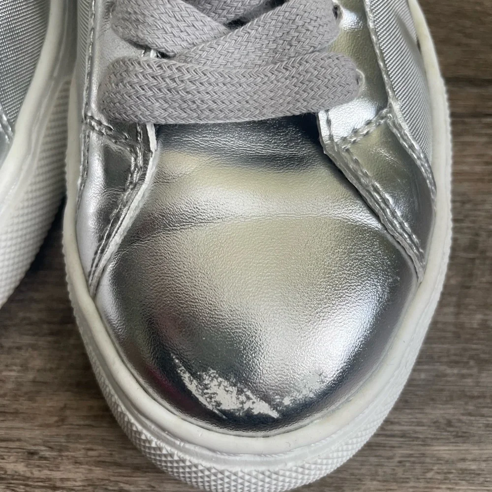 Dkny Sina Mesh Sneaker Silver Metallic Sneaker - Picture 3 of 4